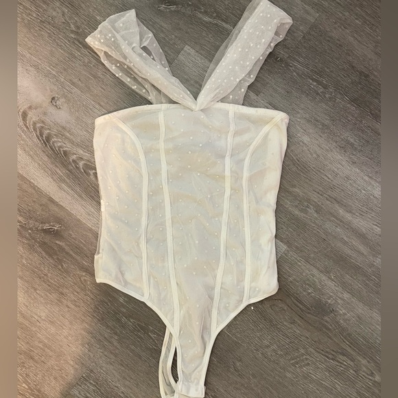 Naa Naa lace bodysuit - Picture 2 of 4